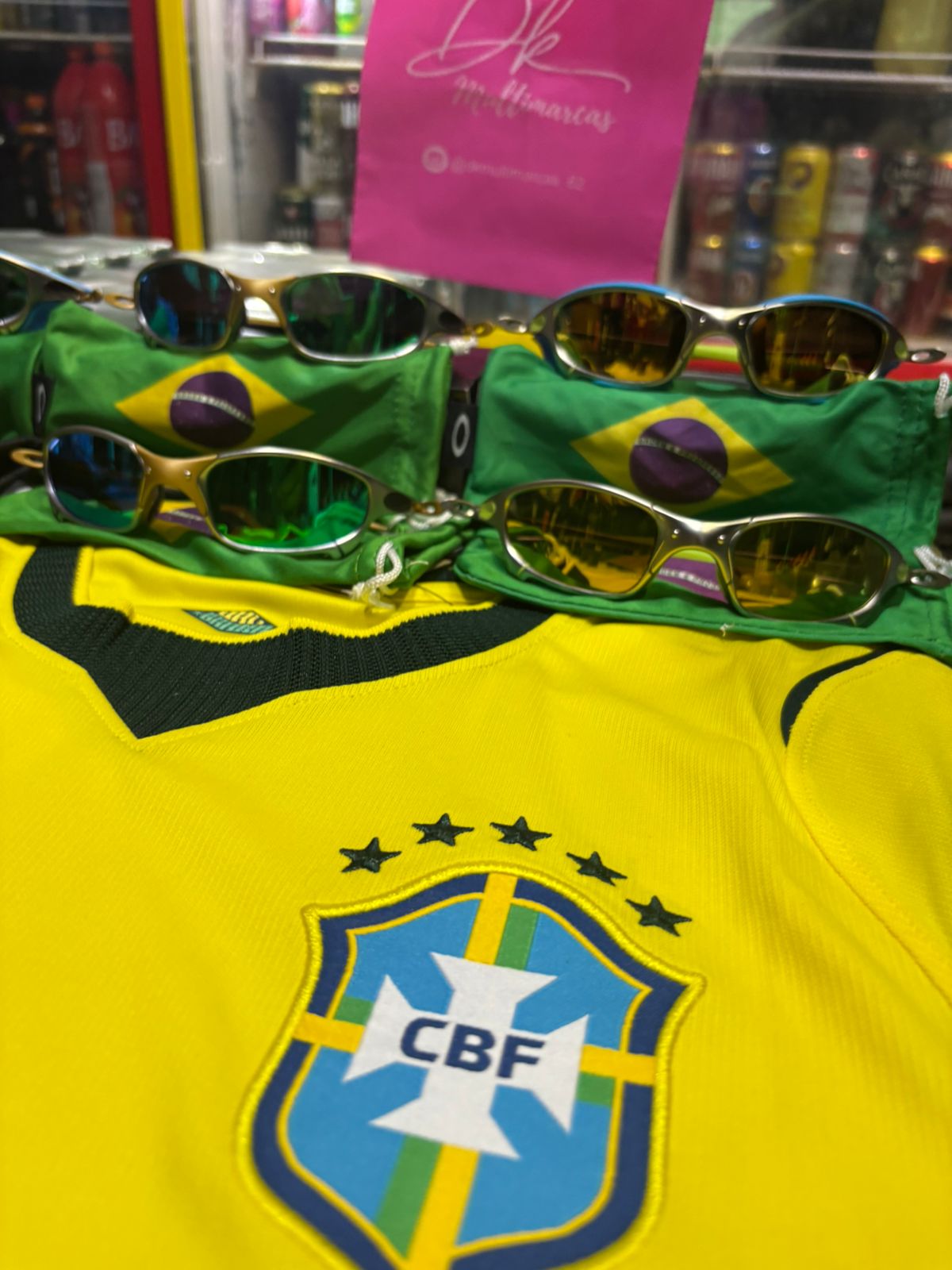 Combo Óculos Oakley Juliet + Camisa da Seleção